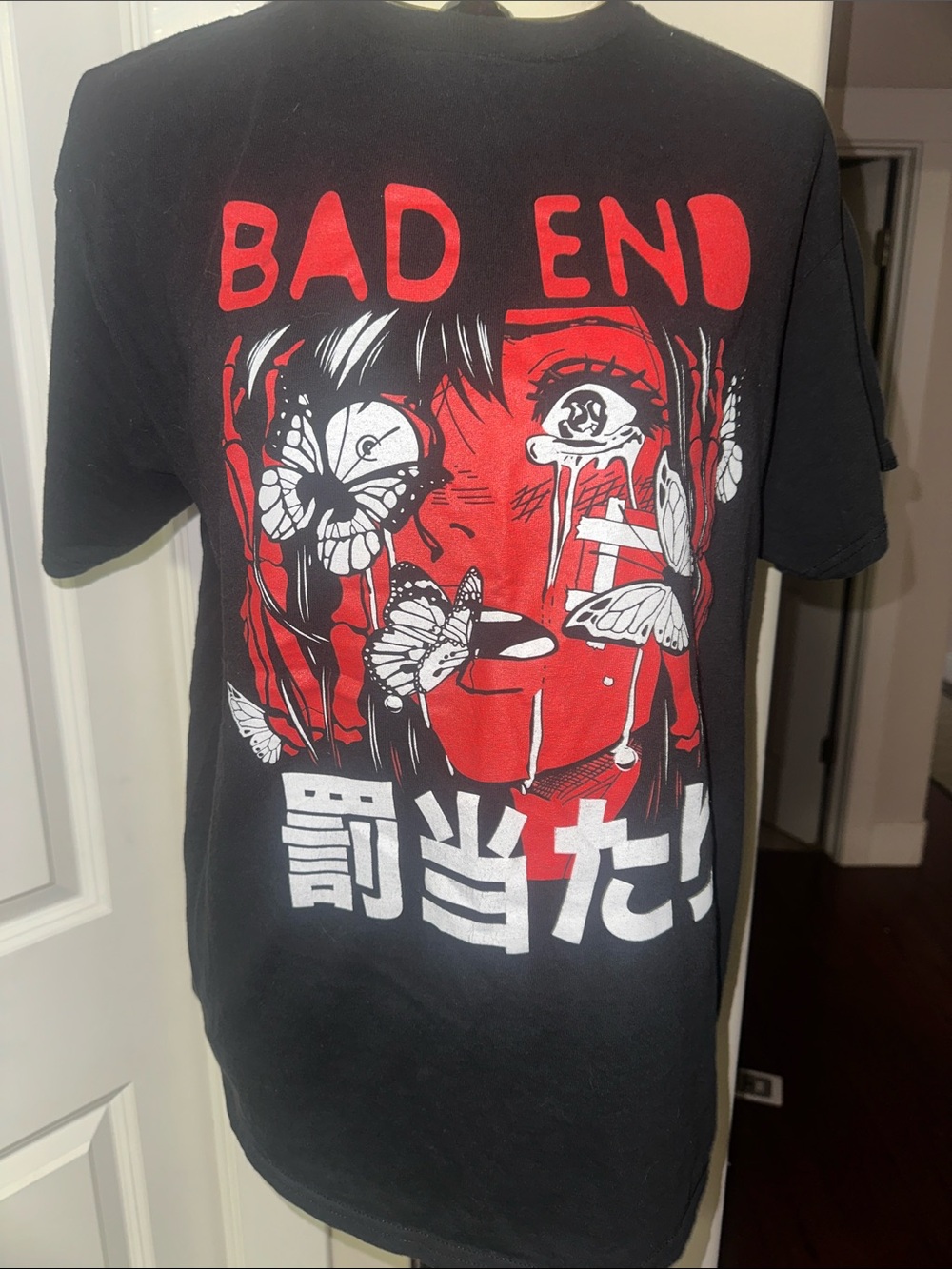 Spencer’s Bad End Anime Horror Graphic Tee in Black & Red Size Large